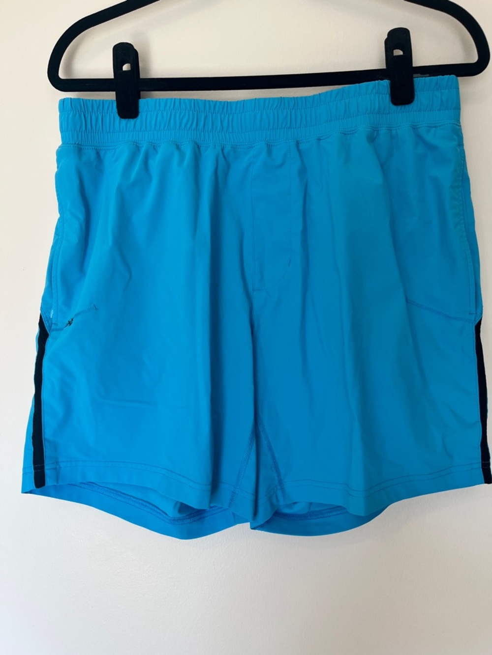 RHONE Bright Turquoise Athletic Shorts Men’s Large Lined 6.5 Inseam